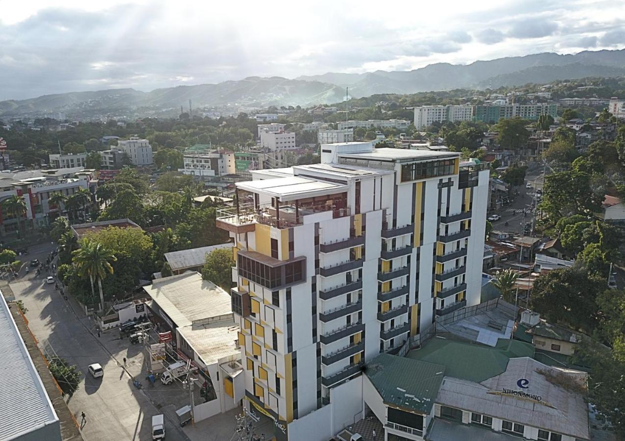 Yello Hotel Cebu Powered By Cocotel Exterior foto