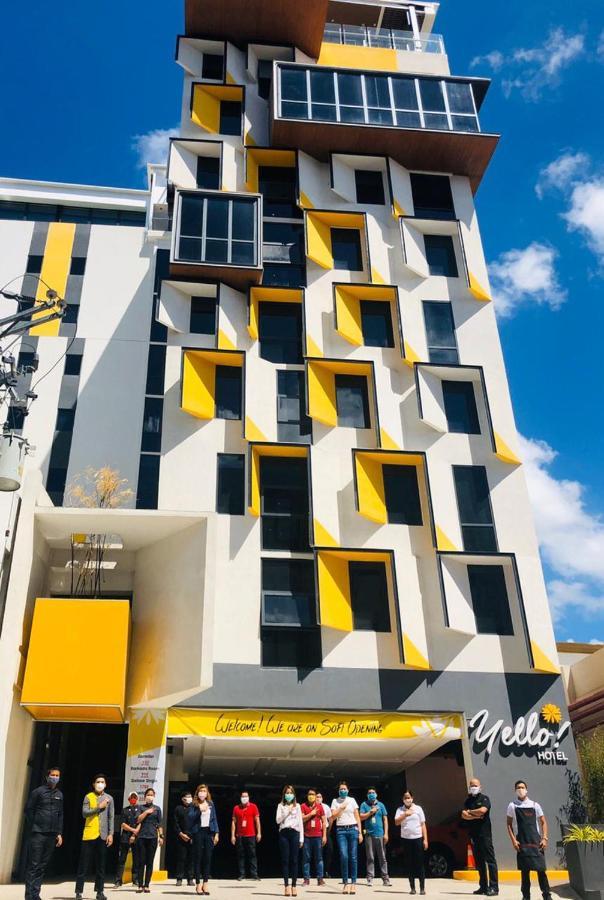 Yello Hotel Cebu Powered By Cocotel Exterior foto